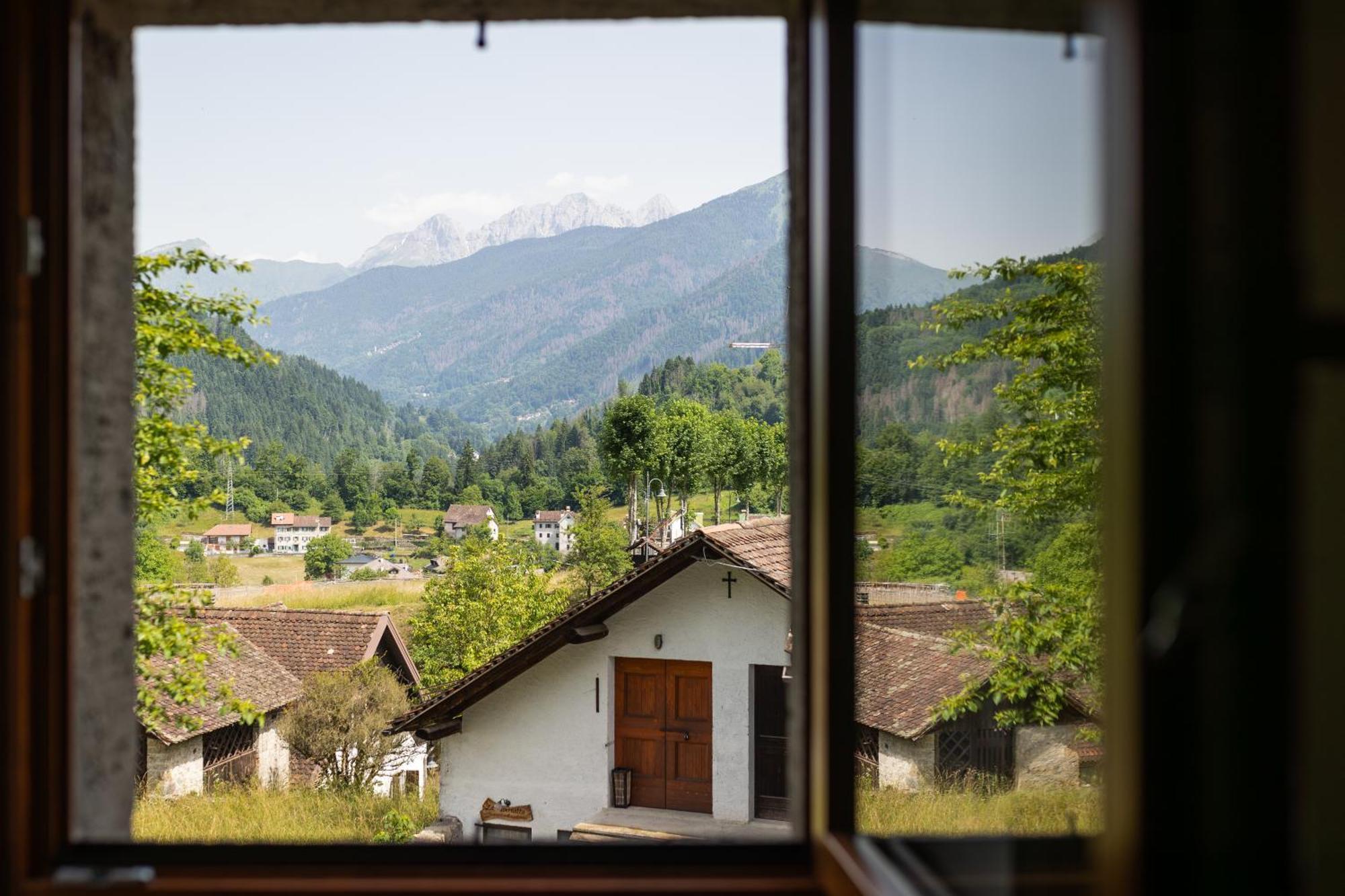 Albergo Diffuso Comeglians Exterior foto